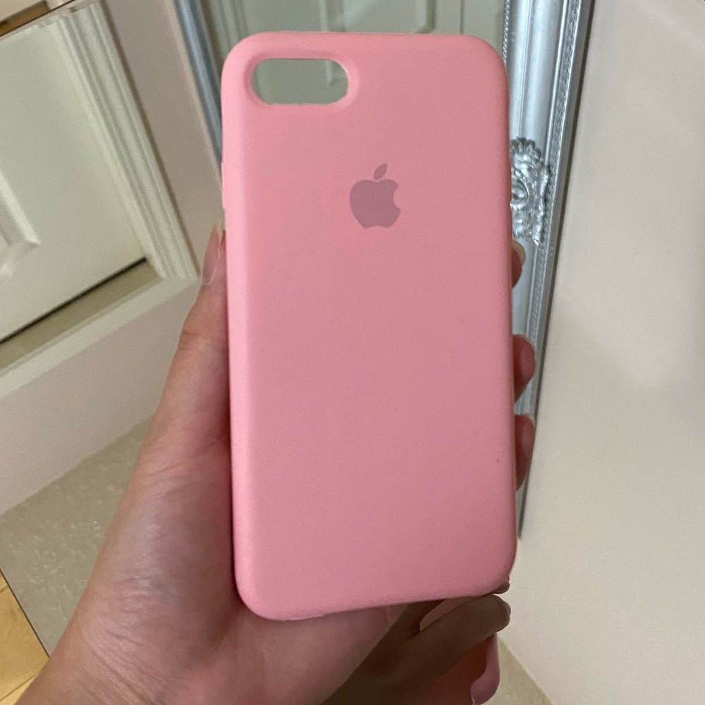 iPhone 8 Apple Logo Case